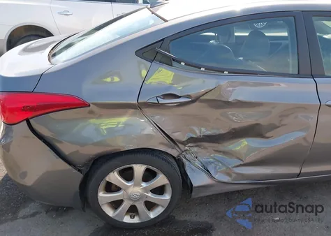 2013 Hyundai Elantra Limited z USA, uszkodzony, nr VIN 5NPDH4AE7DH420097